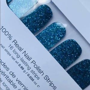 Color Street Nails, Retired set
Bundle and save on shipping per set! 5/$20